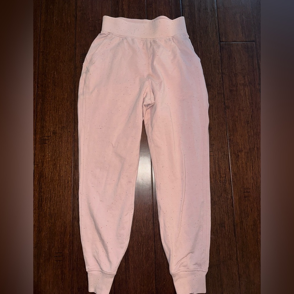 Lululemon joggers spotted with different colors barely worn size 4!!!